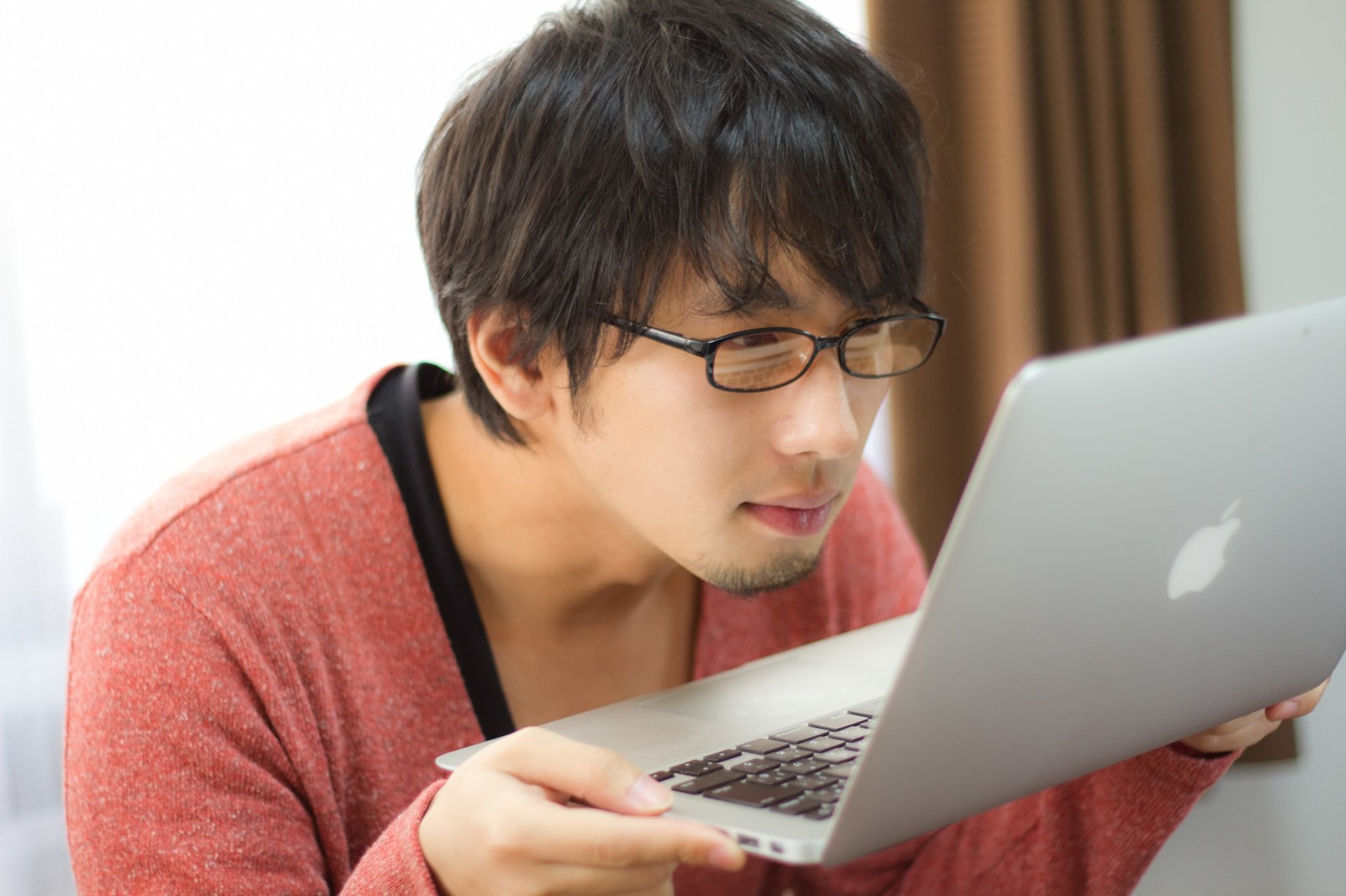 サーバーとドメインってナンダ??
